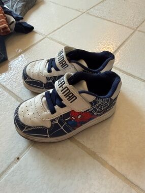 Spider-Man Kids' Navy & White Athletic Shoes